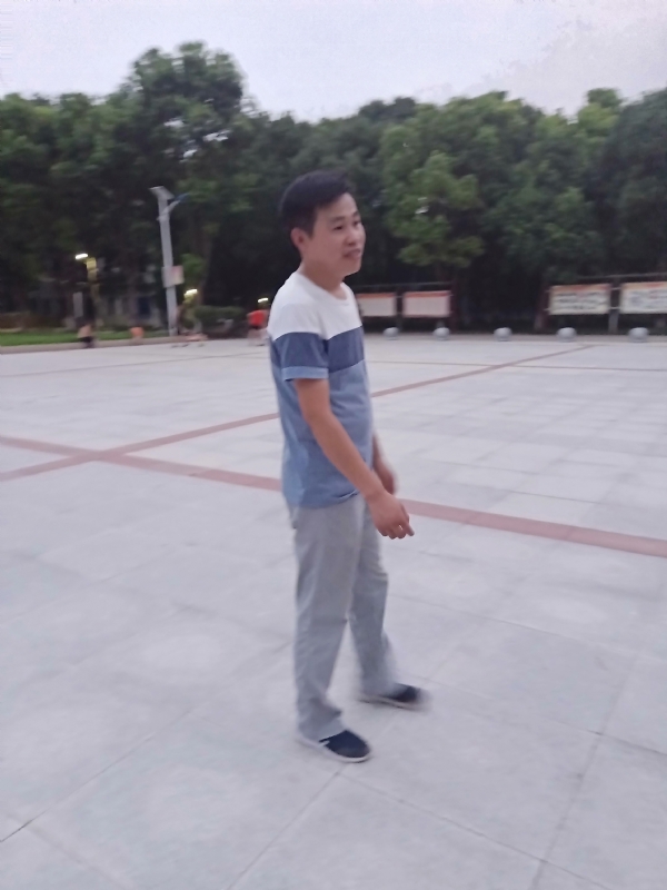 一笑的第一张照片--溧阳认干亲服务网